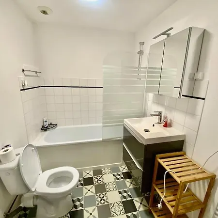 Mon Paisible Rez De Chausse Wifi Parking Un-sejour-a-part מץ