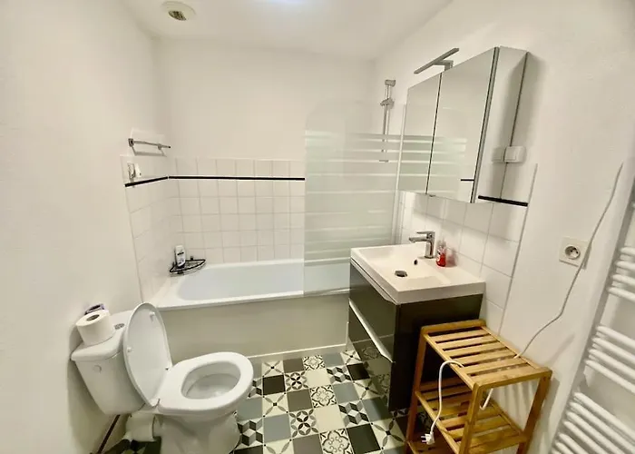 Mon Paisible Rez De Chausse Wifi Parking Un-sejour-a-part Мец