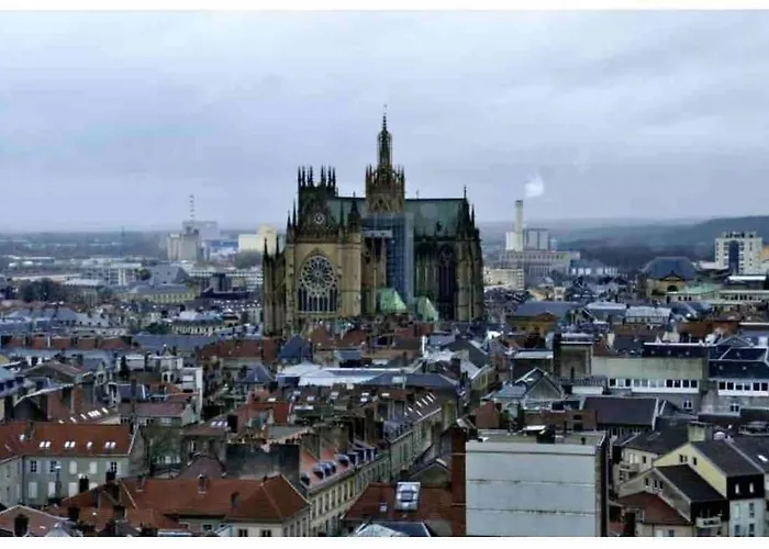 아파트 Mon Paisible Rez De Chausse Wifi Parking Un-sejour-a-part 메스